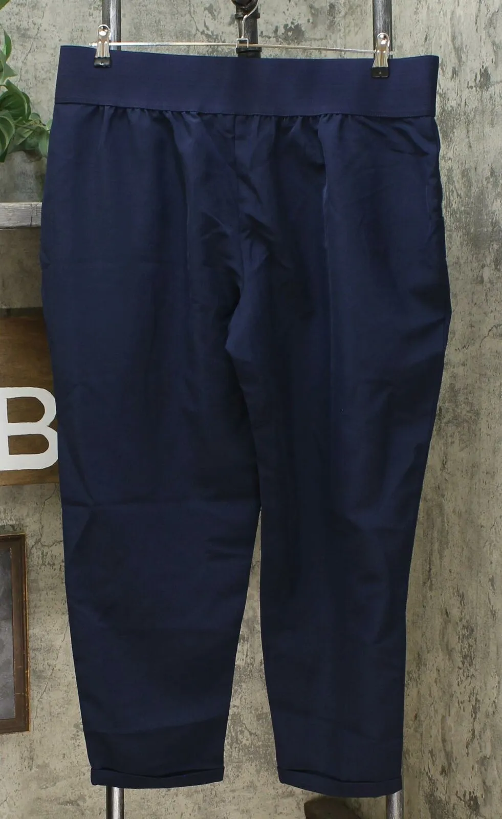 DG2 by Diane Gilman Women's Petite Wrinkle Resistant Gabardine Pants