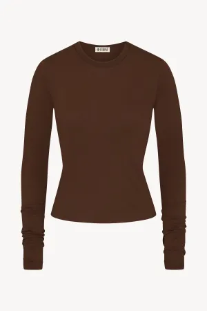 FITTED CREWNECK LONG SLEEVE T-SHIRT