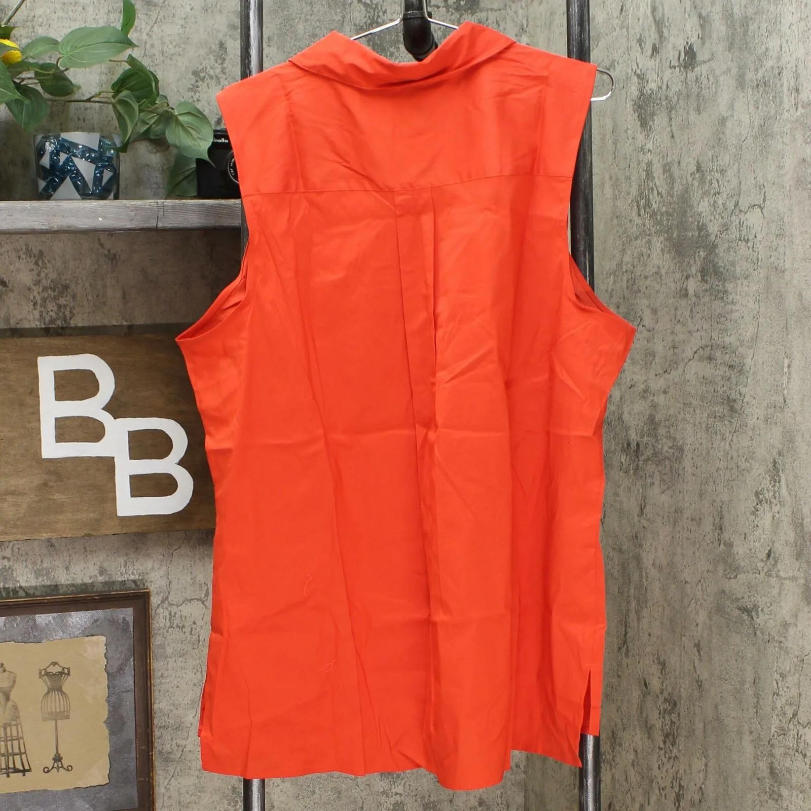 Lemon Way Women's Plus Size On-the-Go Wrinkle Resistant Sleeveless Blouse