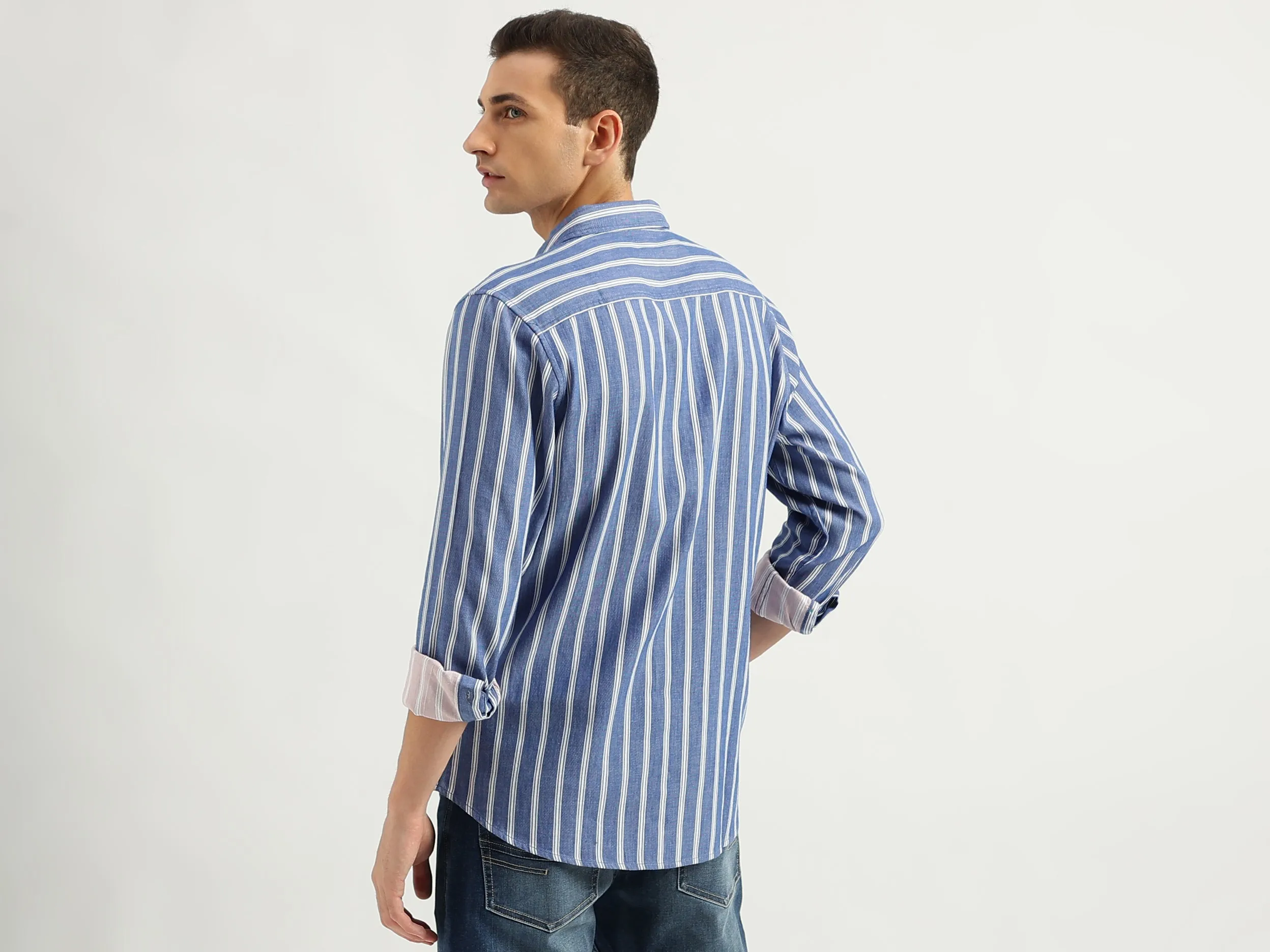 Men's Slim Fit Spread Collar Striped Shirts
