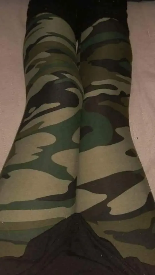 One Size Green Camo Leggings