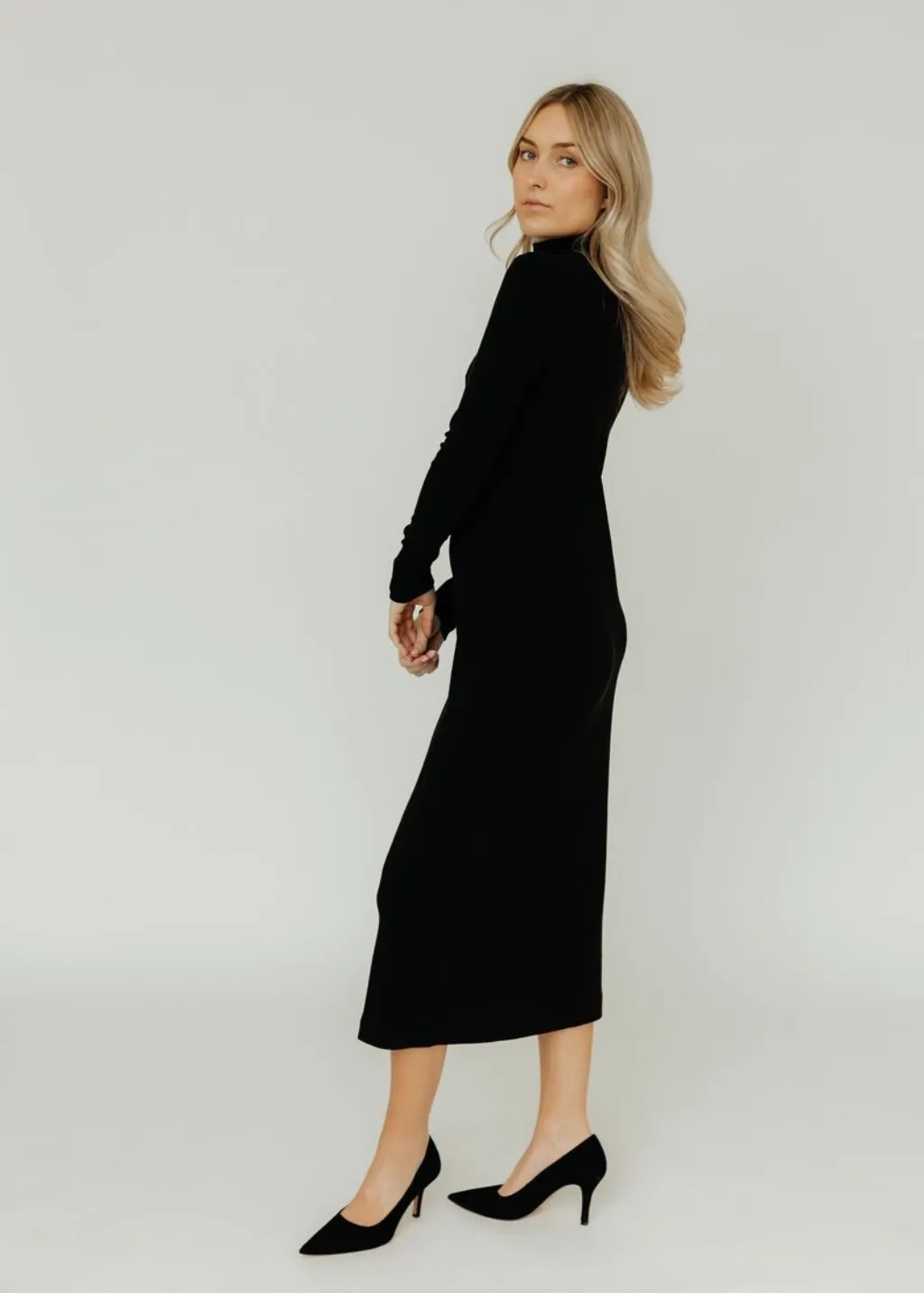 Velvet Agoura Dress in Black